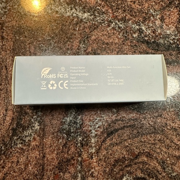 NIB Handheld portable fan - Picture 3 of 5